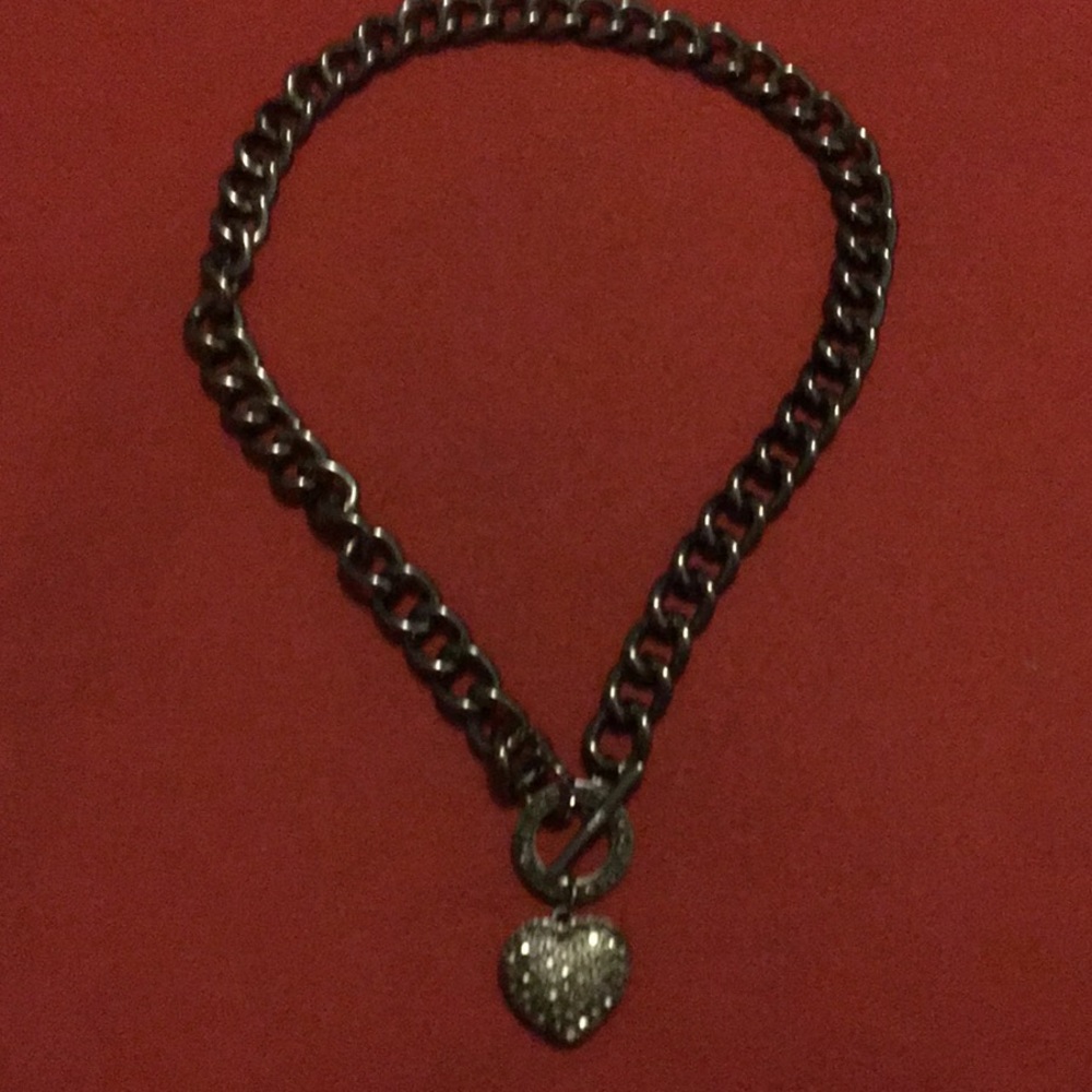 Guess necklace